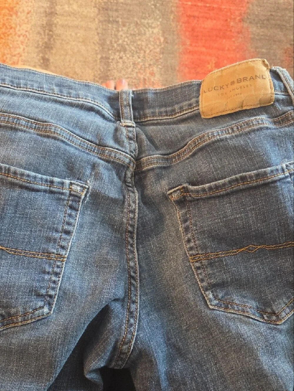 Lucky Brand Men’s Slim Straight Jeans in Light Blue Wash